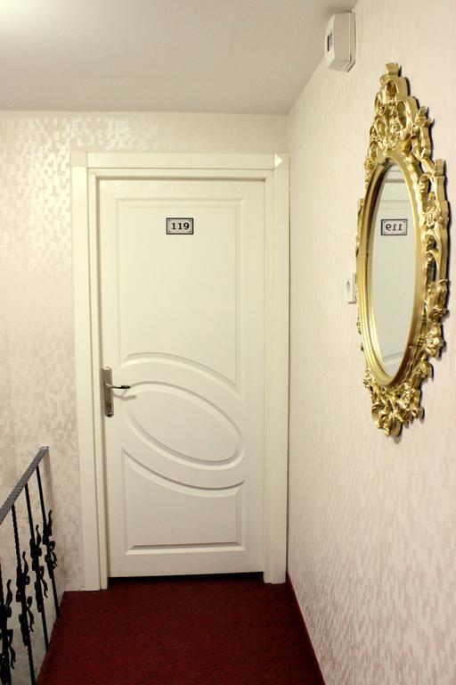 Simge Hotel Istanboel Buitenkant foto