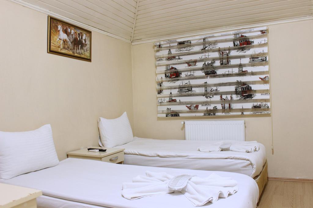 Simge Hotel Istanboel Buitenkant foto