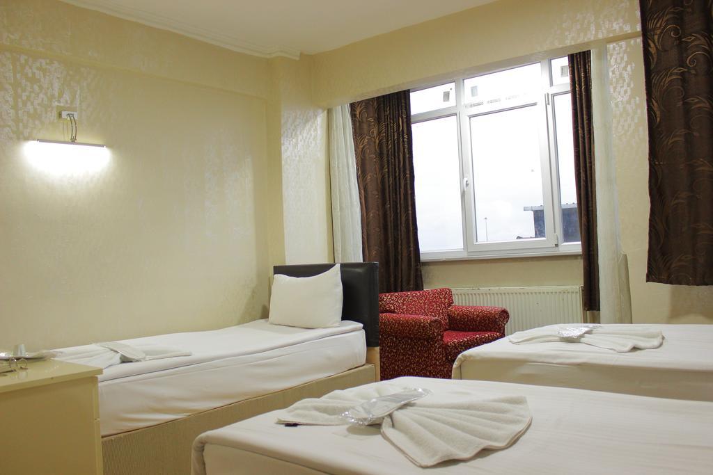 Simge Hotel Istanboel Buitenkant foto
